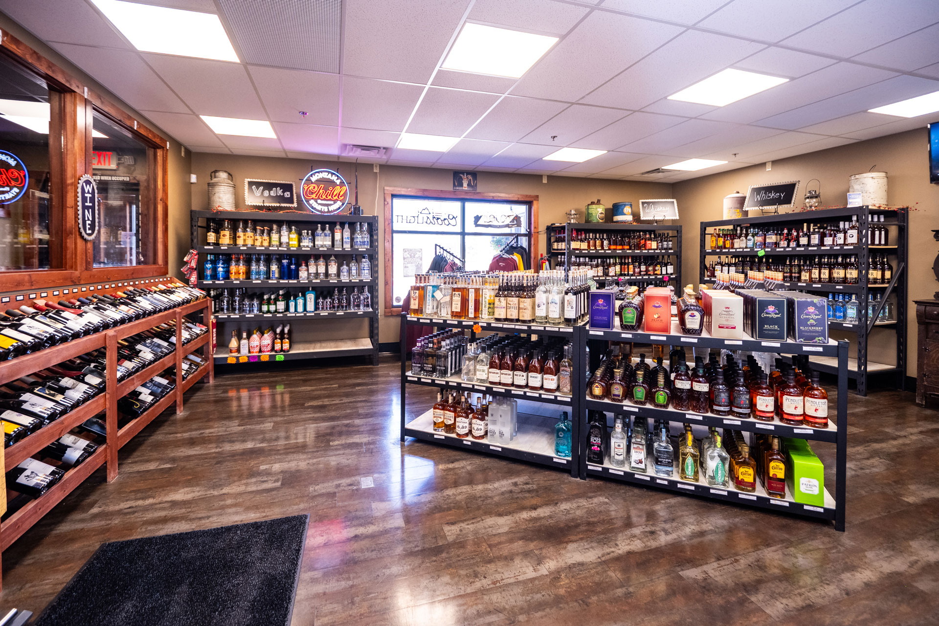 Casino, Lounge, Liquor Store